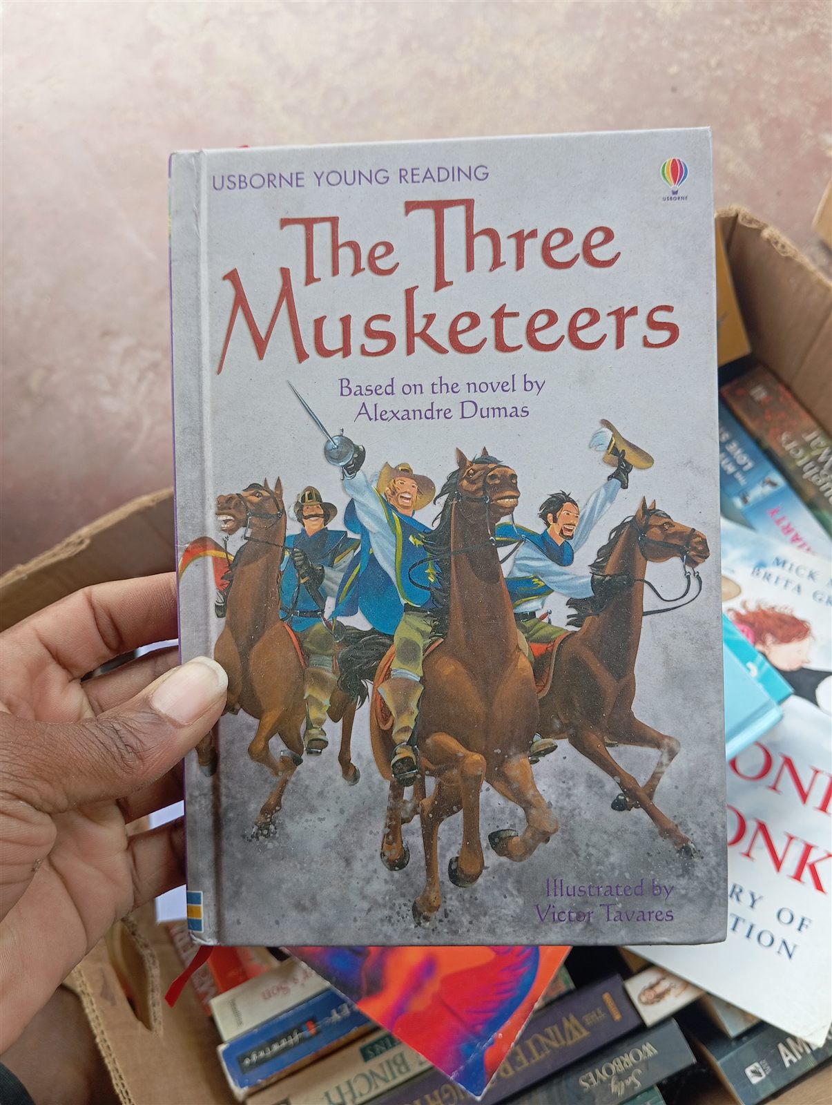 The Three Musketeers (Usborne Young Reading)